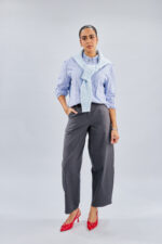 Volume Curve Pants in Navy Blue - Image 6